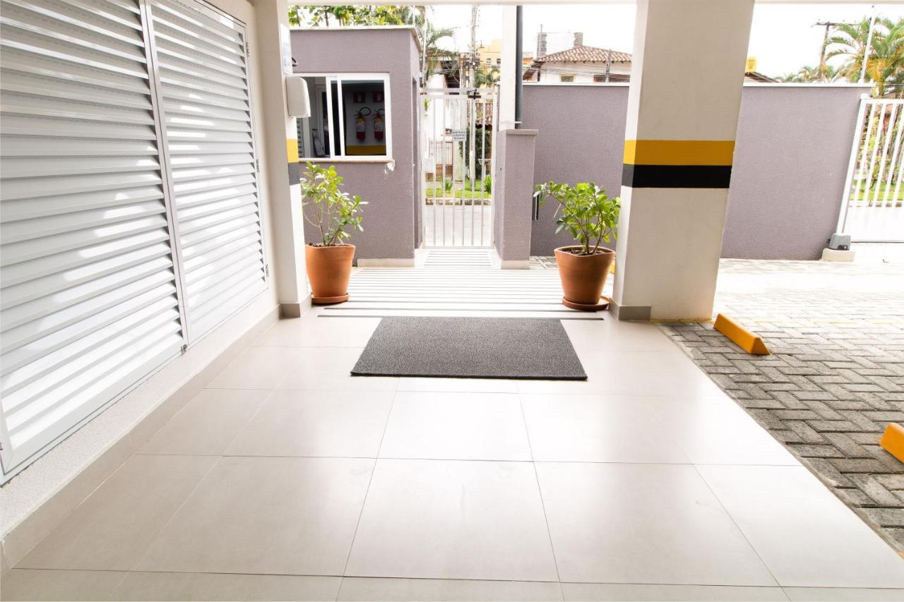 Apartamento Novo 300m Da Orla Em - Wi-fi E Piscina Ubatuba